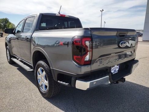 Used 2025 Ford Ranger XLT w/ Equipment Group 301A High AWD/4WD image 3