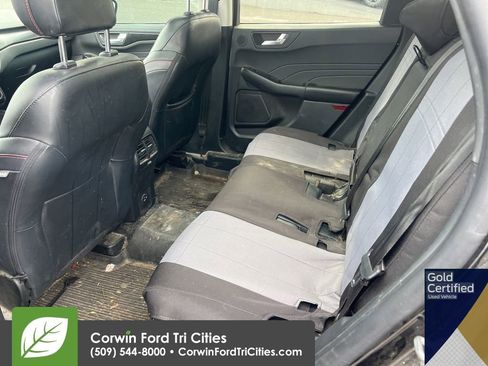 Used 2022 Ford Escape SEL w/ SEL Stealth AWD Package image 11