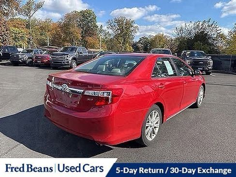 Used 2014 Toyota Camry XLE image 14