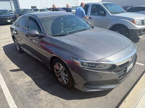 Used 2018 Honda Accord LX image 9