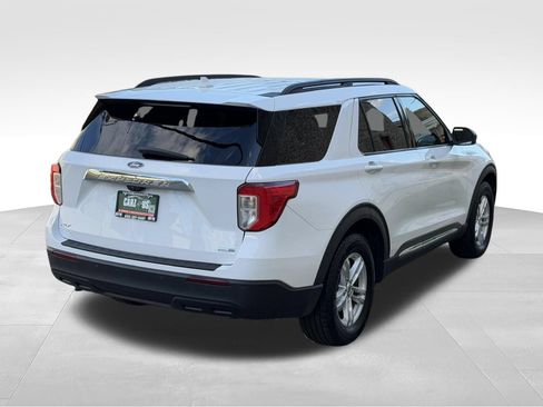 Used 2020 Ford Explorer XLT w/ Comfort Package AWD/4WD image 5