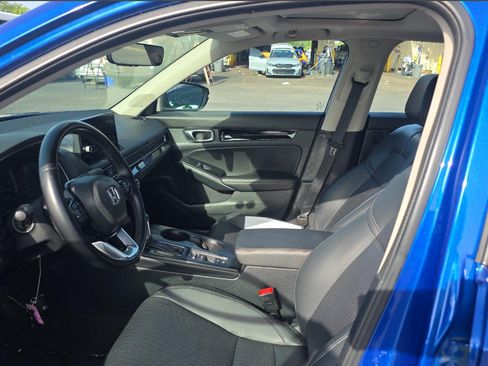 Used 2023 Honda Civic Touring image 8