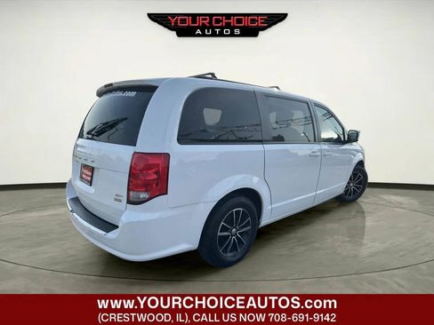 Used 2019 Dodge Grand Caravan GT FWD image 5