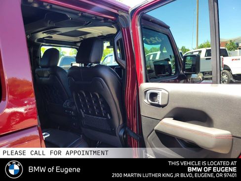 Used 2021 Jeep Wrangler Unlimited Rubicon AWD/4WD image 14