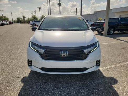 Used 2024 Honda Odyssey Sport image 9