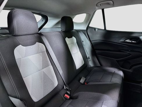 New 2026 Chevrolet Trax LS w/ LS Convenience Package FWD image 25
