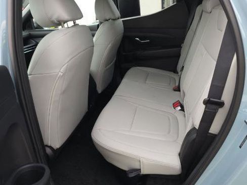 Used 2026 Hyundai Santa Cruz SEL FWD image 3