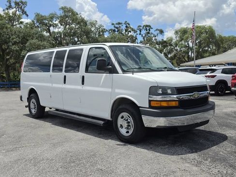 Used 2016 Chevrolet Express 3500 LT w/ LT Preferred Equipment Group RWD image 7
