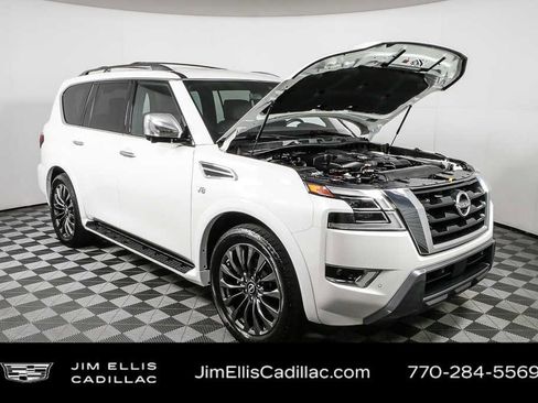 Used 2022 Nissan Armada Platinum w/ Captain's Chairs Package RWD image 38
