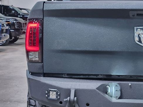 Used 2017 RAM 2500 Longhorn w/ Convenience Group AWD/4WD image 20