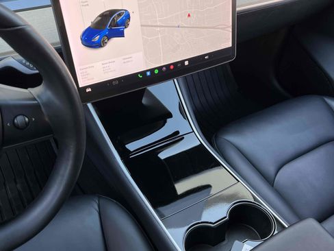 Used 2018 Tesla Model 3 Long Range image 33