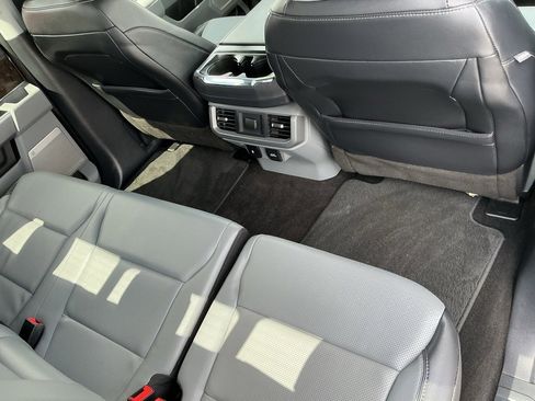 Used 2022 Ford F150 Lariat w/ Equipment Group 501A Mid image 35