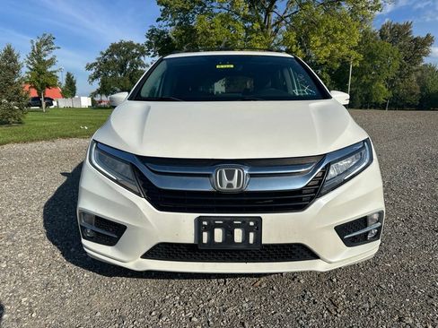 Used 2018 Honda Odyssey Touring image 2