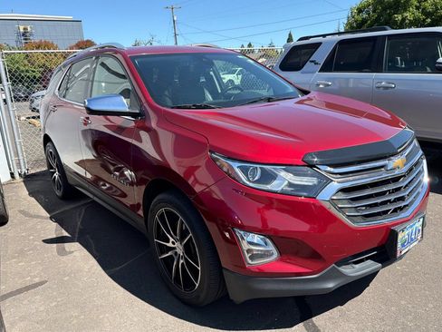 Used 2019 Chevrolet Equinox Premier AWD/4WD image 2