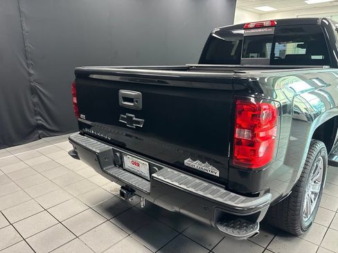 Used 2015 Chevrolet Silverado 1500 High Country w/ High Country Premium Package AWD/4WD image 4