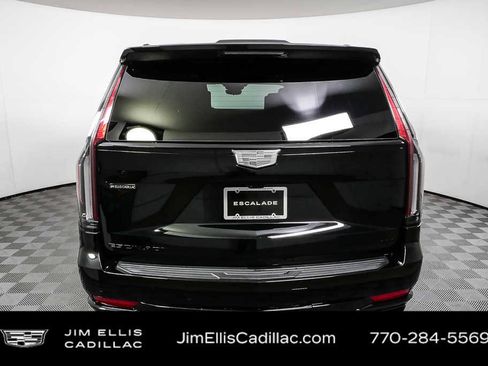 Used 2024 Cadillac Escalade ESV Sport Platinum w/ LPO, ONYX Package image 29