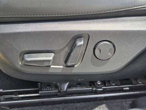 Used 2024 Kia EV6 Light RWD image 26