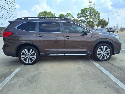 Used 2019 Subaru Ascent Limited image 28