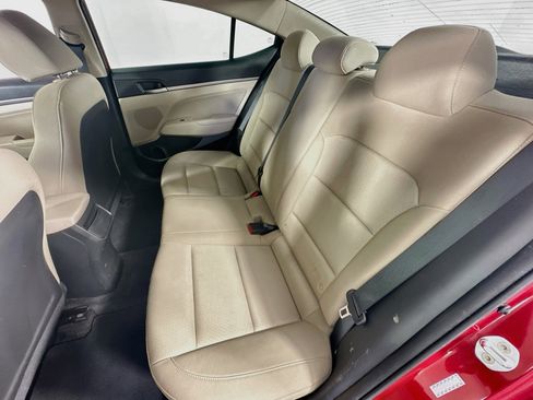 Used 2018 Hyundai Elantra SEL FWD image 22
