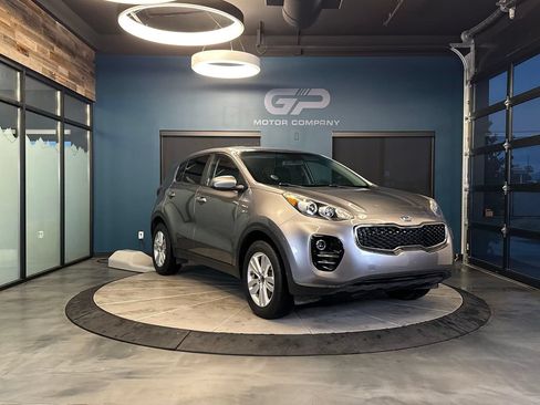 Used 2017 Kia Sportage LX AWD/4WD image 1
