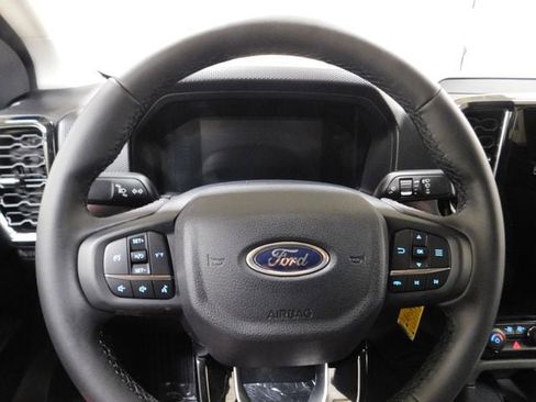 New 2026 Ford Ranger XLT w/ Equipment Group 301A High image 16