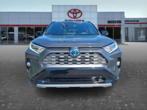 Used 2021 Toyota RAV4 XSE w/ XSE Grade Weather Package AWD/4WD image 9