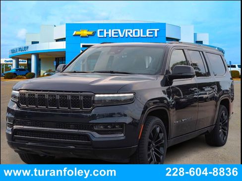 Used 2024 Jeep Grand Wagoneer L Series II w/ Quick Order Packagew 28T image 1