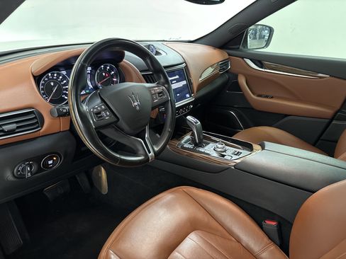 Used 2022 Maserati Levante GT image 8