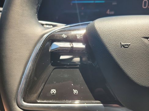 Certified 2024 Cadillac Lyriq Tech AWD/4WD image 25
