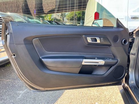 Used 2020 Ford Mustang Coupe w/ Equipment Group 101A RWD image 44