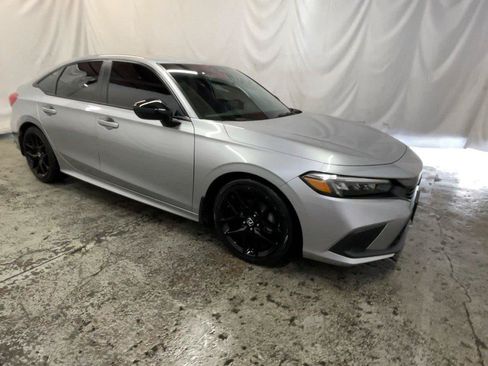 Used 2024 Honda Civic Sport image 3