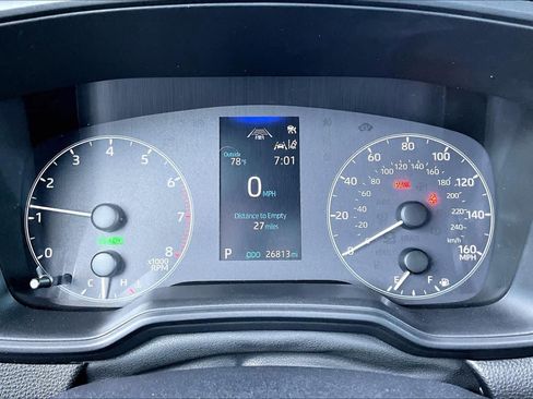 Used 2025 Toyota Corolla Cross AWD Hybrid w/ Moonroof Package image 27
