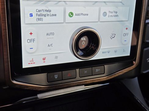 Certified 2024 Ford F150 Lightning Lariat image 23