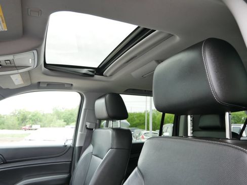 Used 2015 GMC Yukon XL SLT w/ Open Road Package AWD/4WD image 24