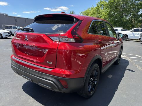Used 2025 Mitsubishi Eclipse Cross LE AWD/4WD image 7