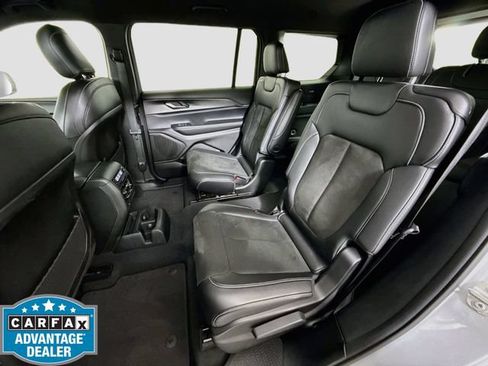 Used 2023 Jeep Grand Cherokee L Laredo AWD/4WD image 22