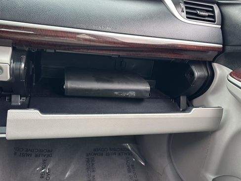 Used 2014 Toyota Camry XLE w/ Leather Package FWD image 37
