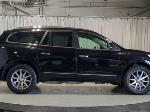 Used 2016 Buick Enclave Leather FWD image 11