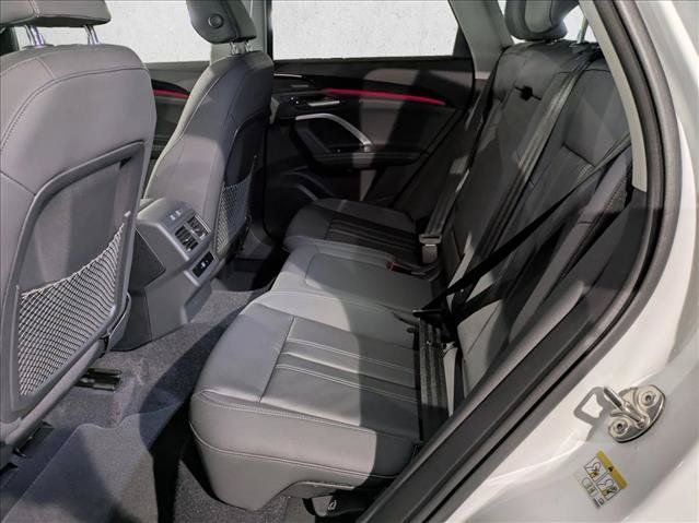 New 2025 Audi Q5 Premium AWD/4WD image 17