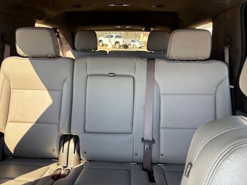 Used 2021 GMC Yukon SLT image 4