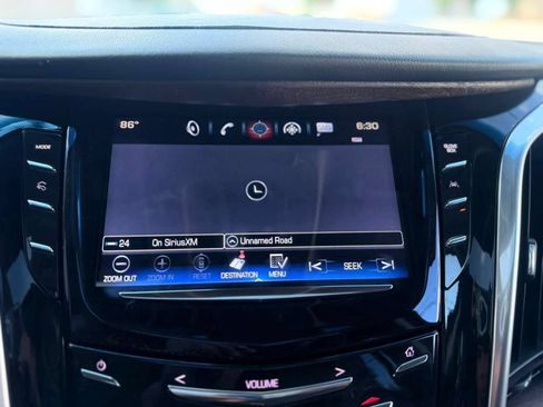 Used 2019 Cadillac Escalade Luxury AWD/4WD image 34