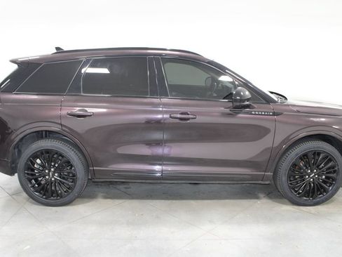 Used 2023 Lincoln Corsair Reserve w/ Jet Appearance Package AWD/4WD image 11