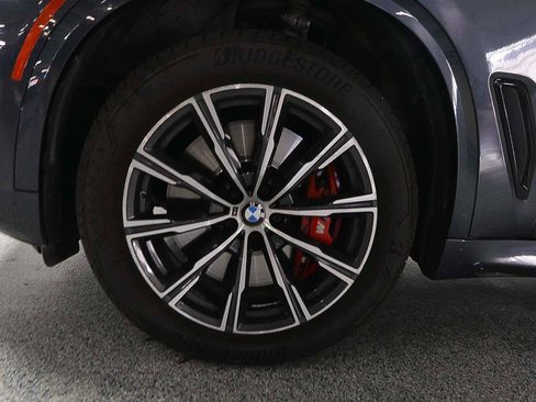 Used 2021 BMW X5 M50i w/ Executive Package image 5