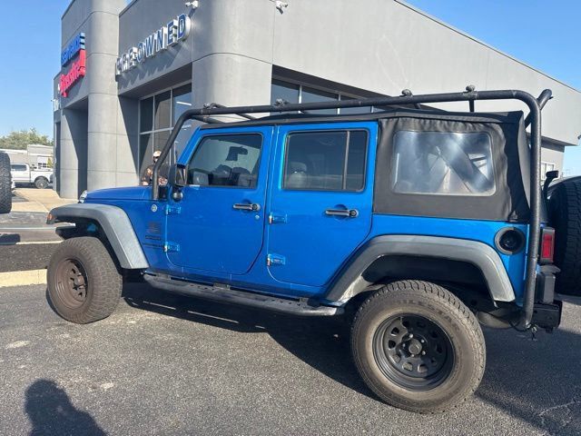 Used 2015 Jeep Wrangler Unlimited Sport w/ Connectivity Group AWD/4WD image 17