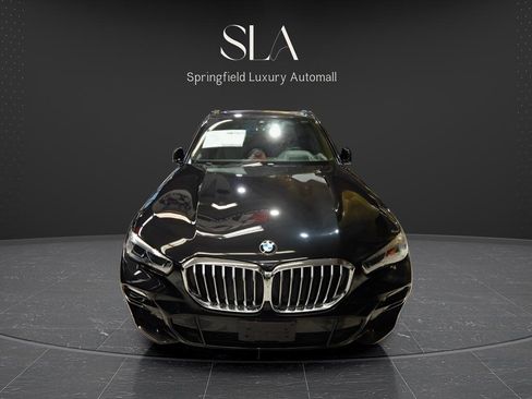 Used 2021 BMW X5 xDrive40i w/ M Sport Package image 2
