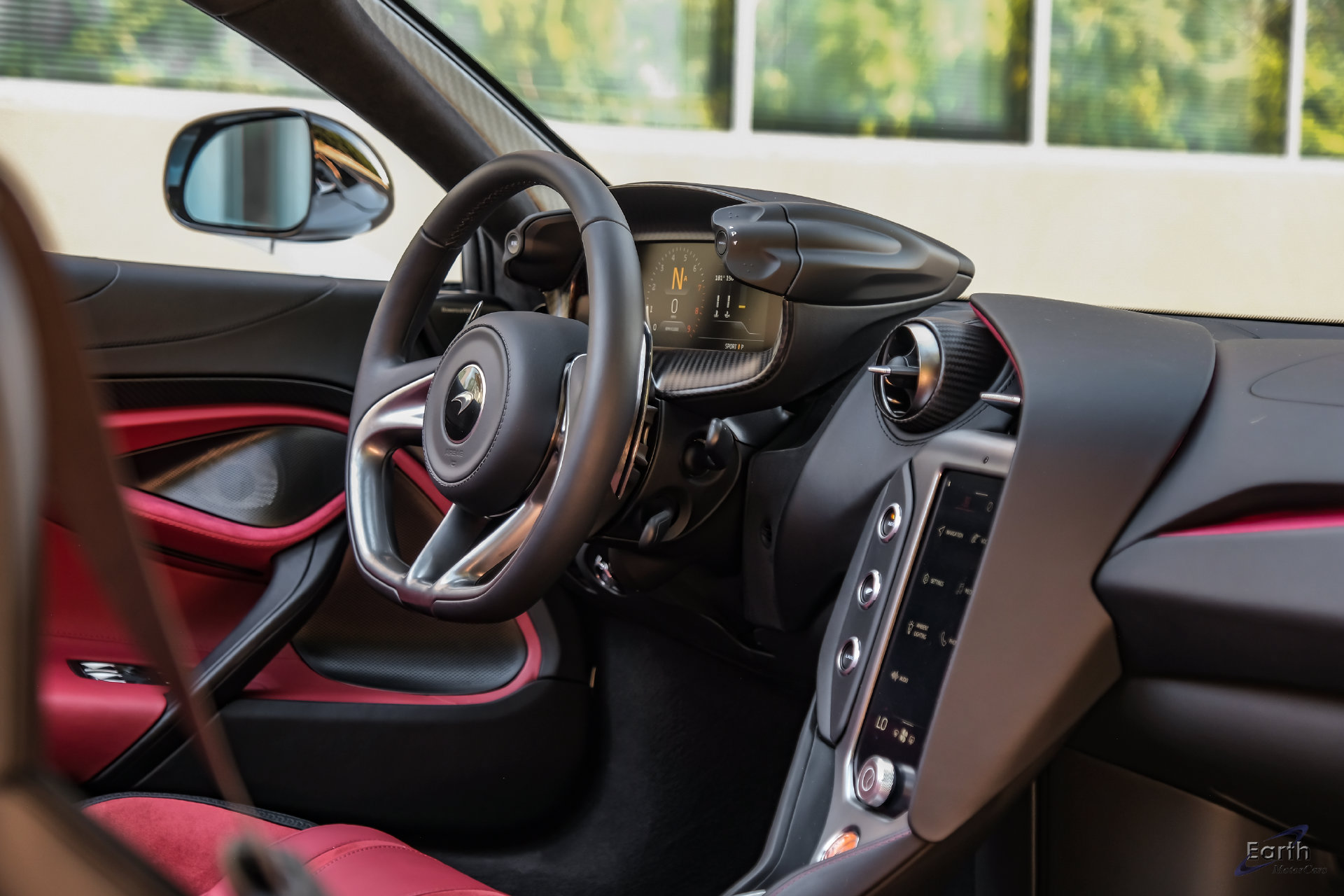 Used 2025 McLaren 750S Spider RWD image 67