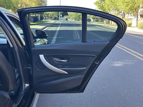 Used 2017 BMW 320i Sedan RWD image 45