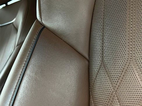 Used 2020 Genesis G70 3.3T w/ Prestige Package RWD image 20
