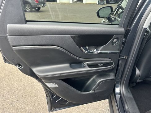 Certified 2021 Lincoln Corsair Reserve w/ Equipment Group 201A image 12