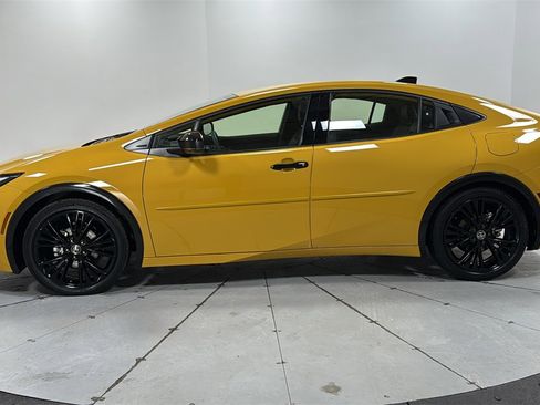 Used 2026 Toyota Prius Nightshade image 8